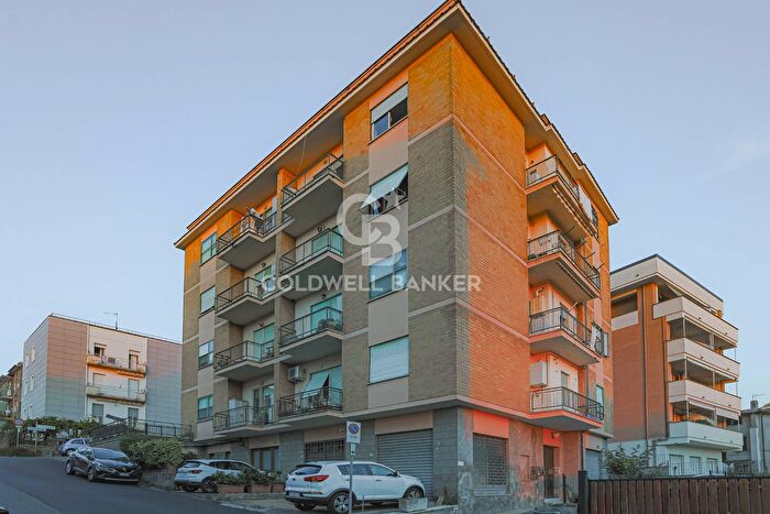 Appartamento monolocale in vendita in Via Santa Rosella, Viterbo