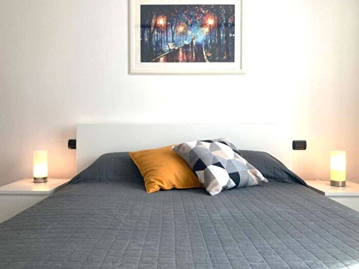 Appartamento bilocale in affitto in Via Carlo Armellini, Affori, Milano