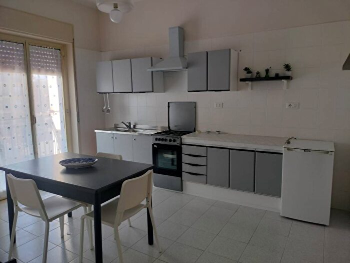 Casa trilocale in affitto in Viale Riccardo da Lentini, Lentini