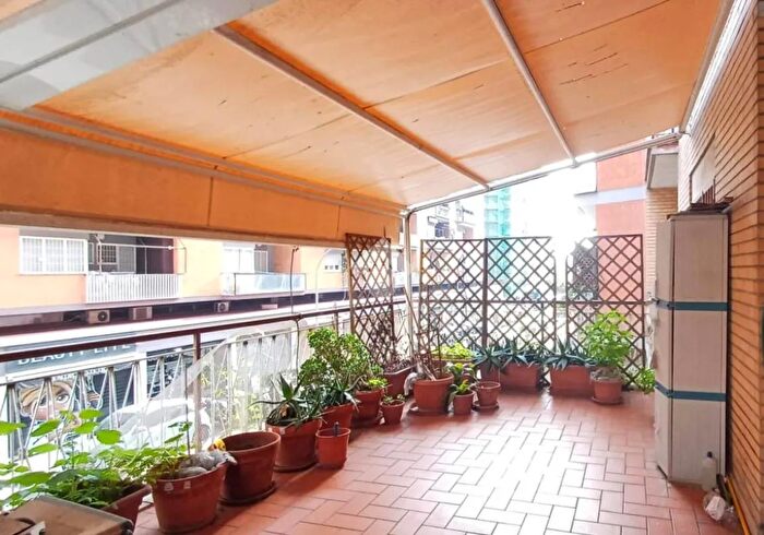 Appartamento trilocale in vendita in Via Malladra Alessandro, Roma