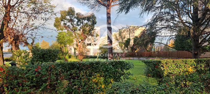 Appartamento quadrilocale in vendita in Via Aldo Banzi, Roma