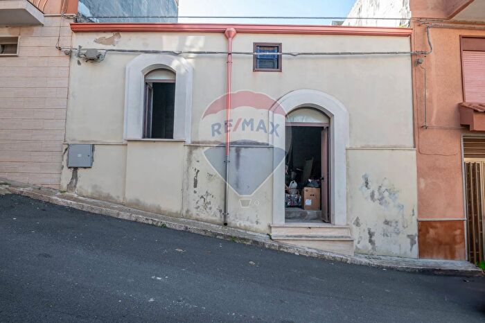 Casa bilocale in vendita in Via Ciro Menotti, Pachino