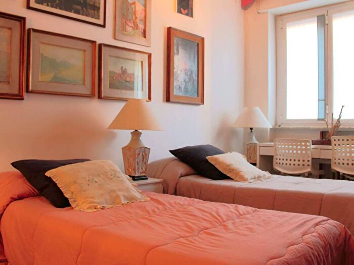 Appartamento trilocale in affitto in Via Carlo Cattaneo, Rondò Torretta, Sesto San Giovanni