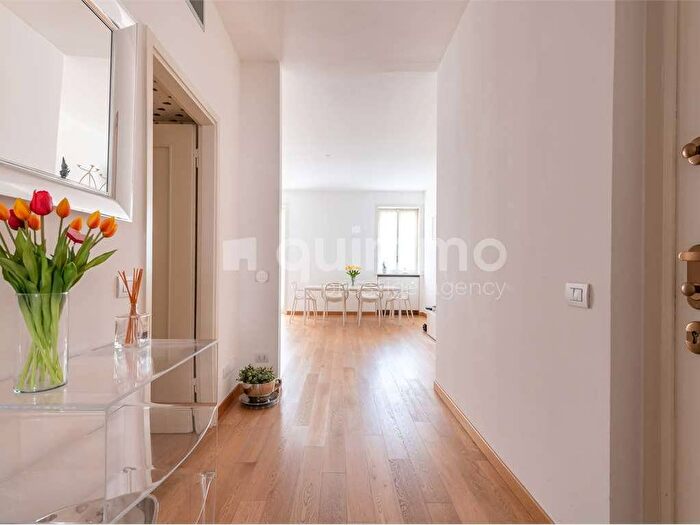 Appartamento trilocale in affitto in Porta Romana, Porta Romana Medaglie dOro, Milano