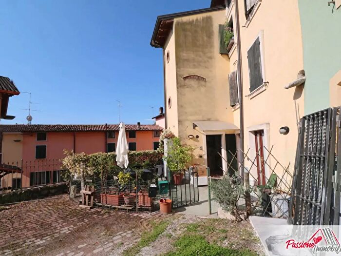 Appartamento bilocale in affitto in Via Umberto I, Castelnuovo Del Garda