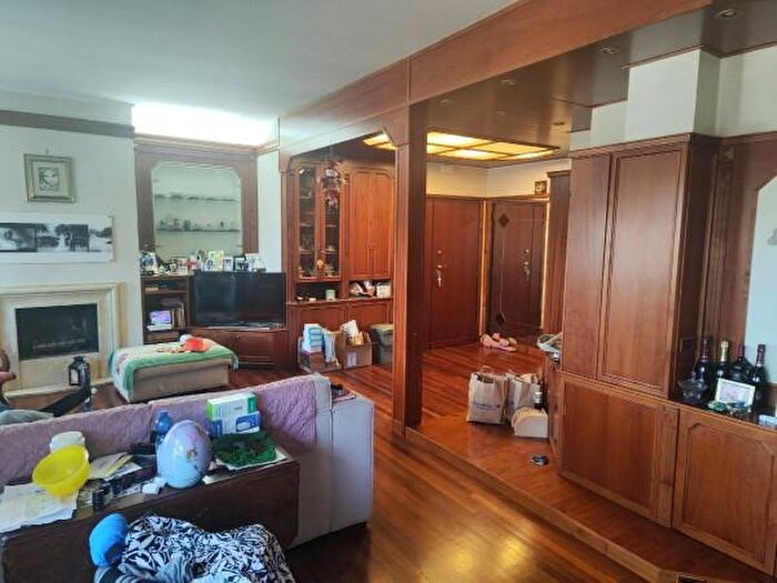 Appartamento quadrilocale in vendita in Via Fratelli Cervi, Roma