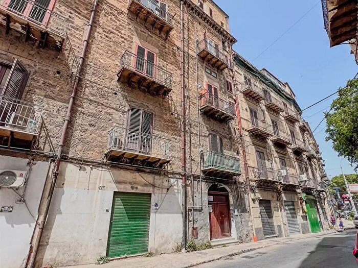 Appartamento monolocale in vendita in Ia Cappuccini, Palermo