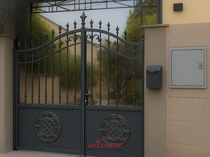 Appartamento quadrilocale in vendita in Via Madonna del Carmine, Buscate