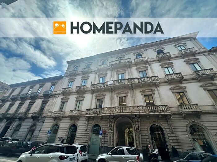 Appartamento trilocale in affitto in Viale XX Settembre, Catania