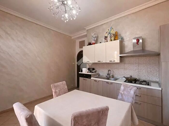 Appartamento bilocale in vendita in Via Cardinale Capecelatro, Napoli