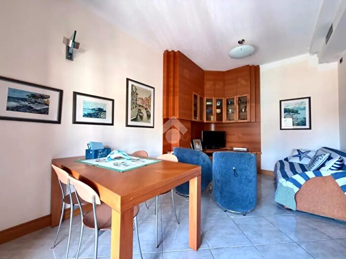 Appartamento trilocale in vendita in Via GGastaldi, Alassio