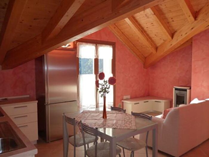 Appartamento bilocale in vendita in Via Brichetti, Ponte Di Legno