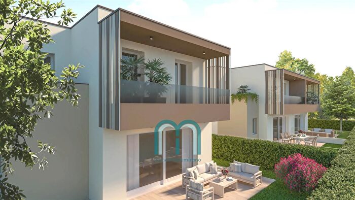 Casa con 10 locali in vendita in Via Scaramuzza Venezia, Venezia