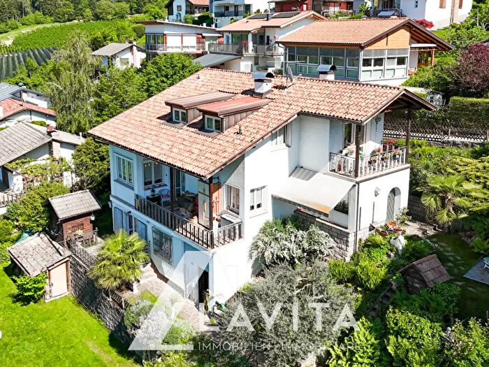 Casa con 5 locali in vendita in Grünwald, Salorno