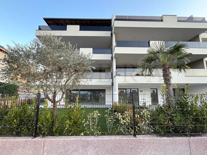 Appartamento quadrilocale in vendita in Kalterer Straße Via Caldaro, Appiano Sulla Strada Del Vino