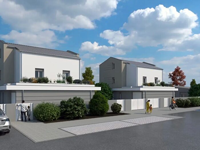 Casa con 5 locali in vendita in Via Rubizzano, San Pietro In Casale