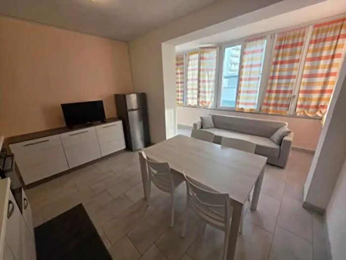 Appartamento trilocale in vendita in Viale Giovanni Pascoli, Comacchio