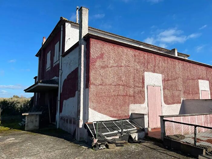 Casa con 5 locali in vendita in Via del Canale, Ardea