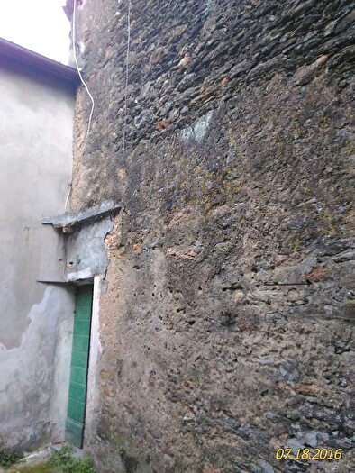 Casa bilocale in vendita in Seravezza