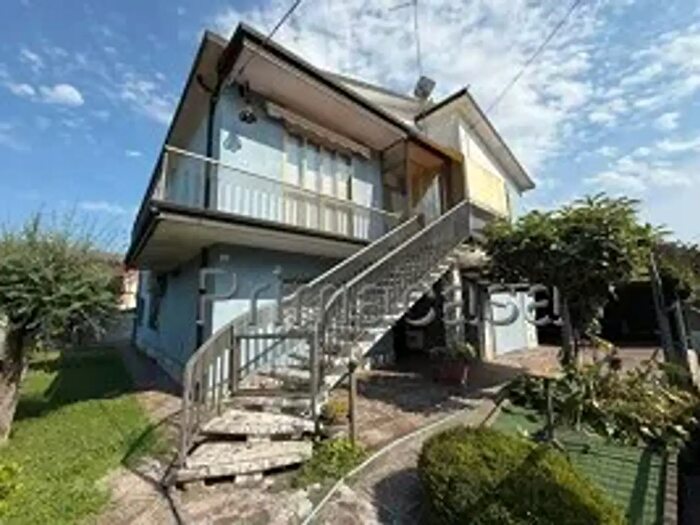 Casa con 13 locali in vendita in Corso della Vittoria, Legnago