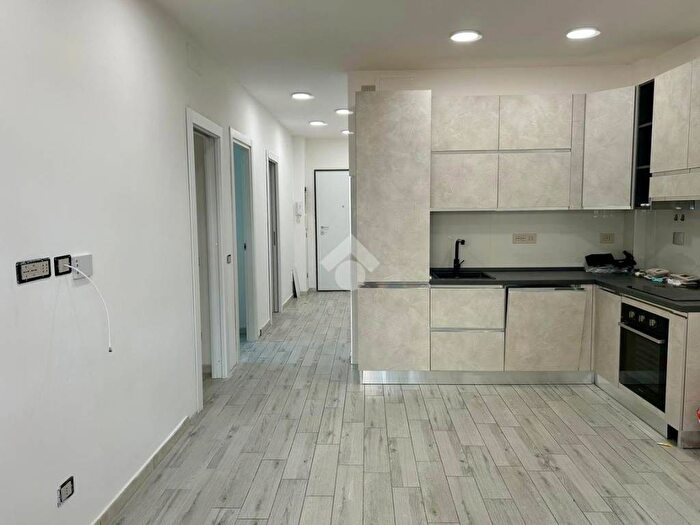 Appartamento trilocale in affitto in Via Roberto Bracco, Talenti Monte Sacro, Roma