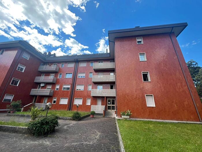 Appartamento con 5 locali in vendita in Gorizia Via Donizetti, Gorizia