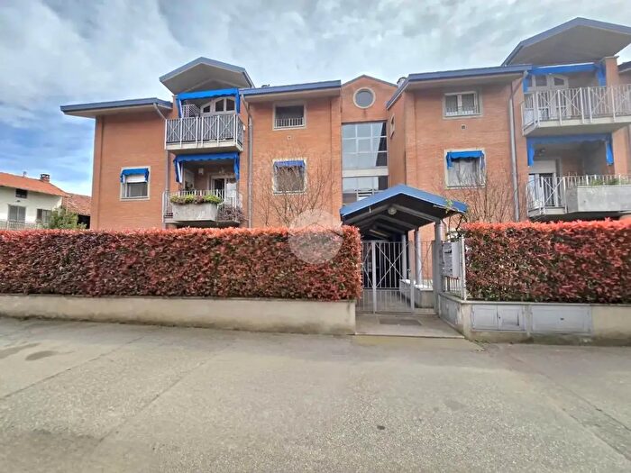 Appartamento trilocale in vendita in Via Professore Carlo Fiorio, Montanaro