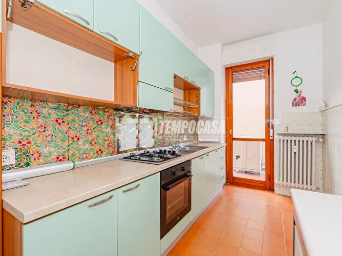 Appartamento bilocale in vendita in Via Caprera, Vigevano