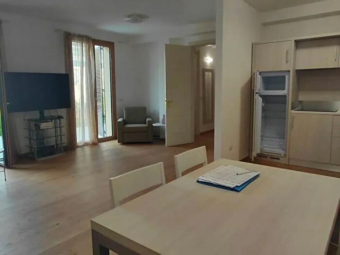 Casa trilocale in vendita in Via Roma, Montecatini Terme