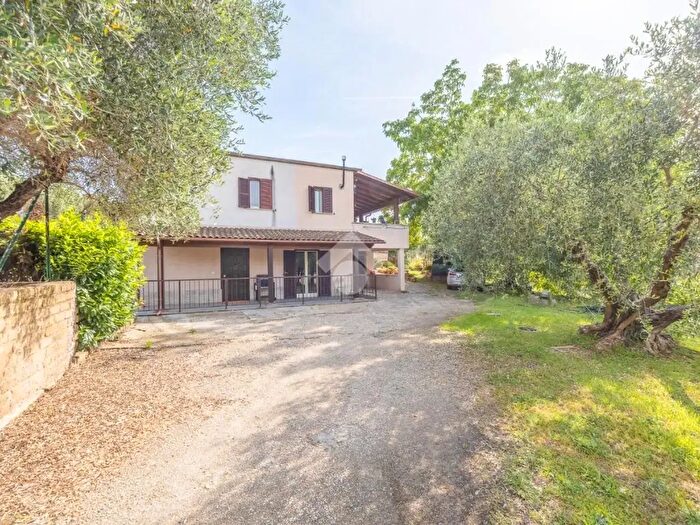 Appartamento bilocale in vendita in Via Monteflavio, Guidonia Montecelio