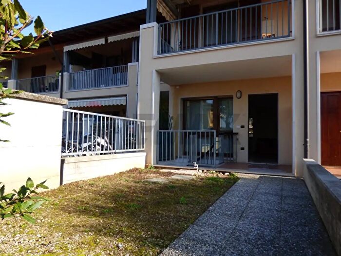 Appartamento bilocale in vendita in Via Giuseppe Verdi, Castiglione Delle Stiviere