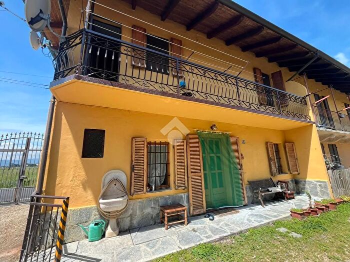 Casa quadrilocale in vendita in Via De Vietti Goggia, San Maurizio Canavese