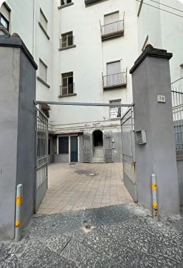 Appartamento quadrilocale in vendita in Cupa Caiafa, Napoli