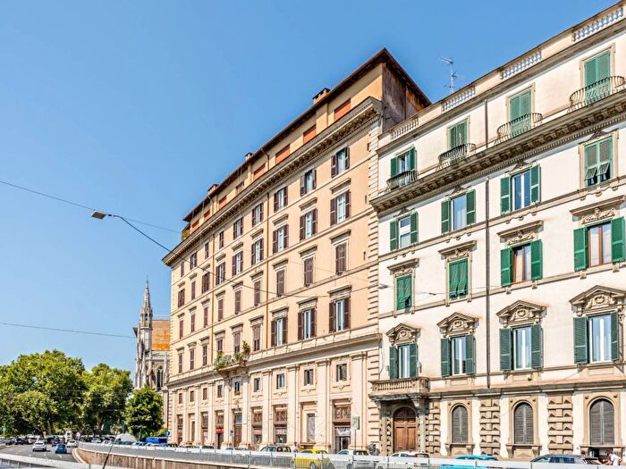Appartamento bilocale in affitto in Lungotevere Prati, Prati, Roma
