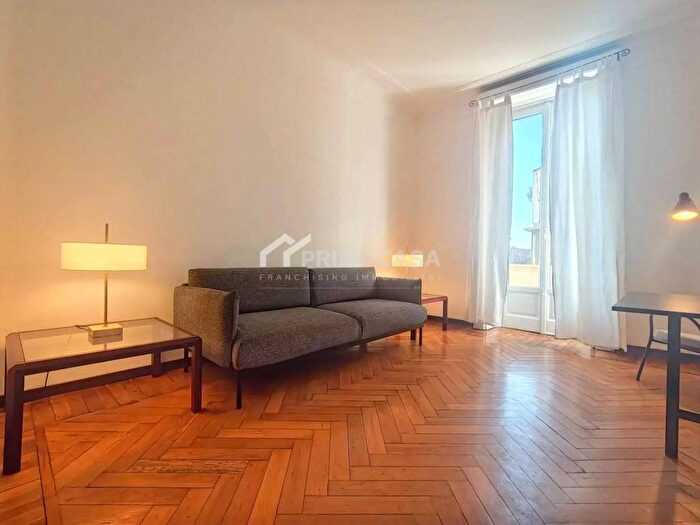 Appartamento bilocale in affitto in Via Giorgio Washington, Washington, Milano