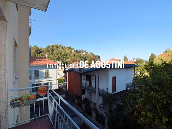 Appartamento bilocale in affitto in via Gian Giacomo Ponti, Centro, Arona