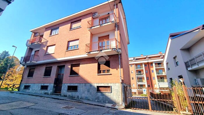 Appartamento trilocale in vendita in Via Pasubio, Gassino Torinese