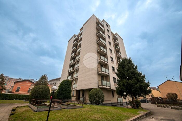 Appartamento trilocale in vendita in Via Fratelli Codecasa, San Giuliano Milanese