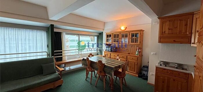 Appartamento trilocale in vendita in Mezzana