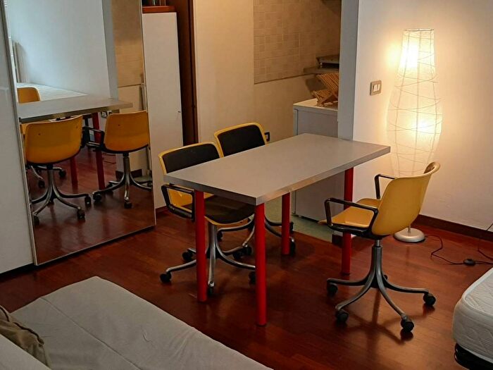 Appartamento monolocale in affitto in Piazza Napoli, Milano