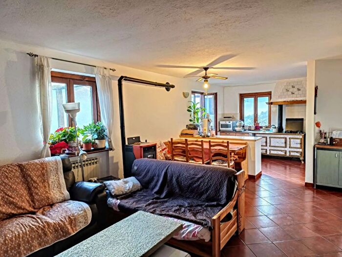 Casa con 10 locali in vendita in Chantignan, Quart