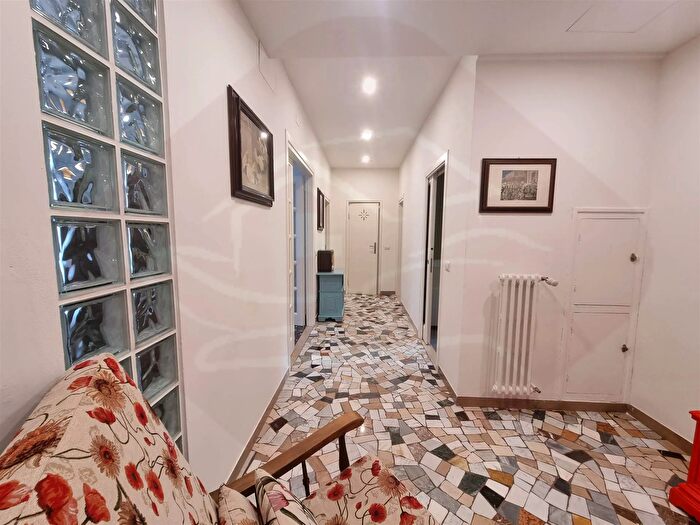 Appartamento trilocale in affitto in Firenze, Firenze