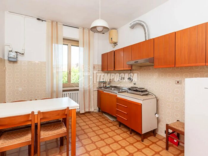 Appartamento trilocale in vendita in Corso Lucio Quinzio Cincinnato, Torino