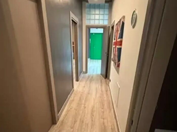 Appartamento trilocale in affitto in Piazzetta Arenella, Napoli