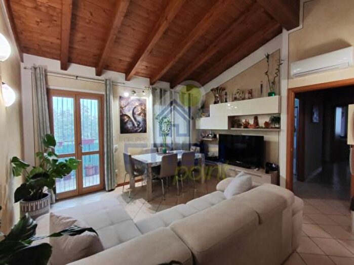 Appartamento trilocale in vendita in Via Solferino, Vescovato