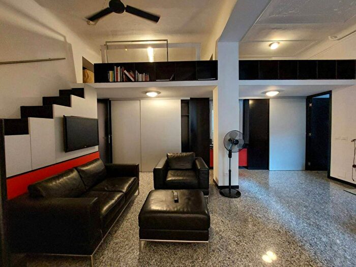 Appartamento trilocale in affitto in Via San Marco, Turati, Milano