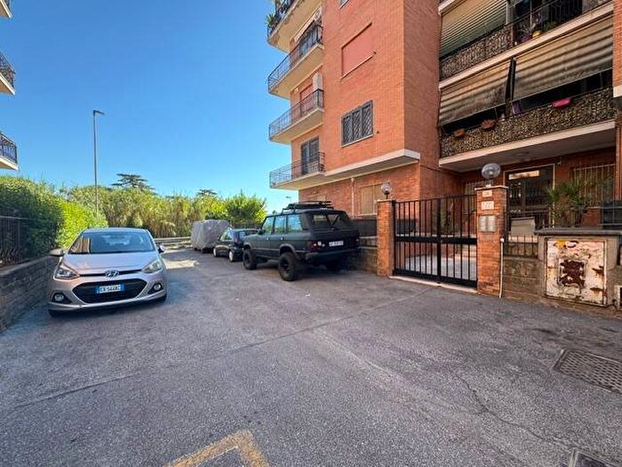 Appartamento quadrilocale in affitto in Via Afro Tondelli, Ciampino