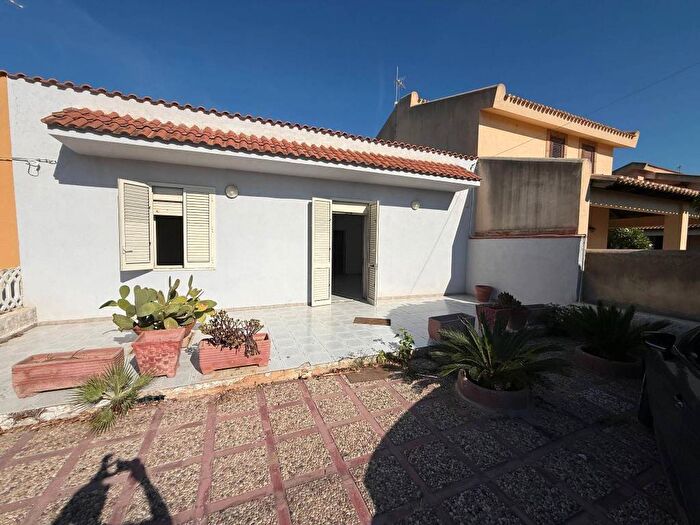 Casa quadrilocale in vendita in Contrada Berbaro, Contrade Extraurbane, Marsala