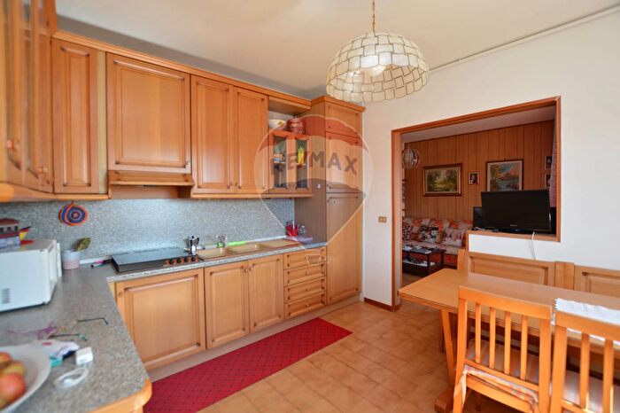 Appartamento con 5 locali in vendita in Ferriere, Savona