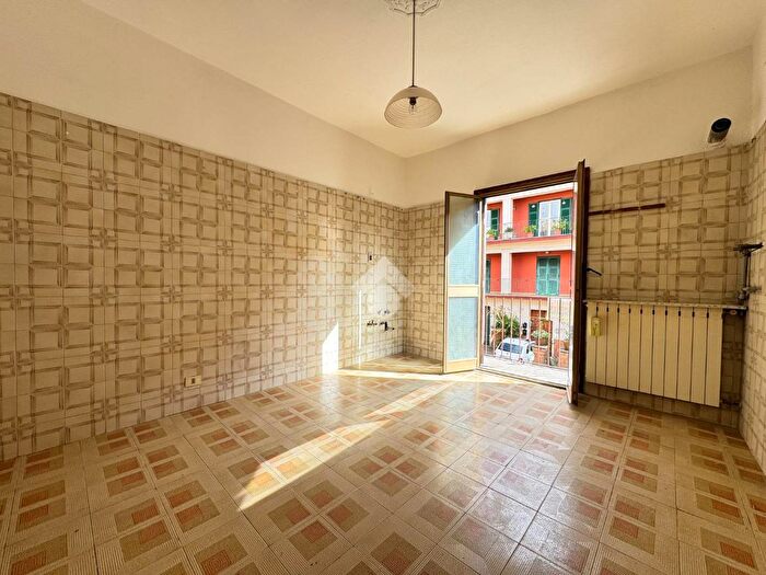 Appartamento quadrilocale in vendita in Via S Lucia Burlini, Piansano